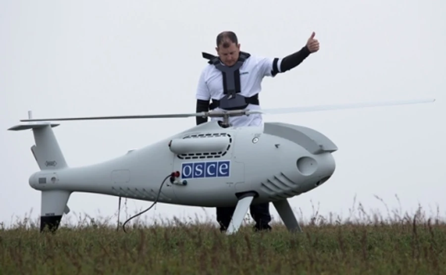 Бойовики, погрожуючи зброєю, захопили безпілотник ОБСЄ