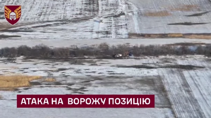 Десантники на Husky заскочили на позицію ворога і висадили її в повітря