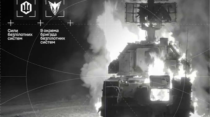 Ukrainian forces hit Russian Tor system in Luhansk Oblast – it caught fire on the move