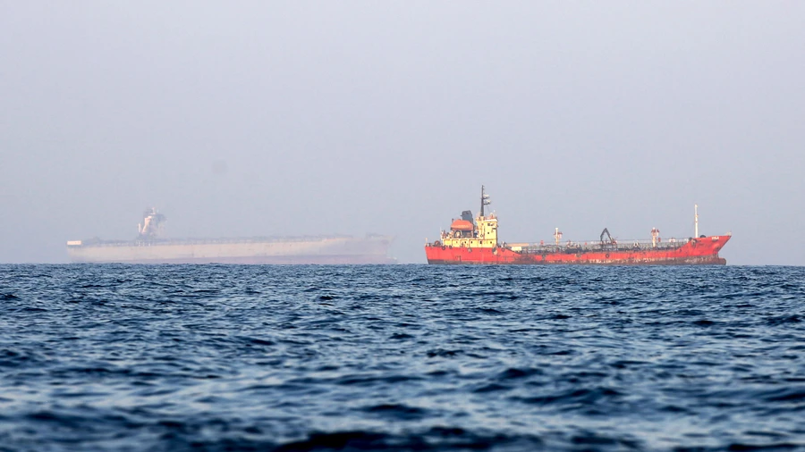 Война с Ираном вызвала дефицит нефтяных танкеров, цены на фрахт бьют рекорды – WSJ