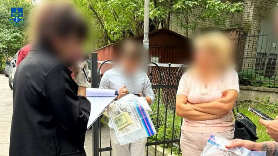 Тещу одіозного експрокурора Ільницького арештували