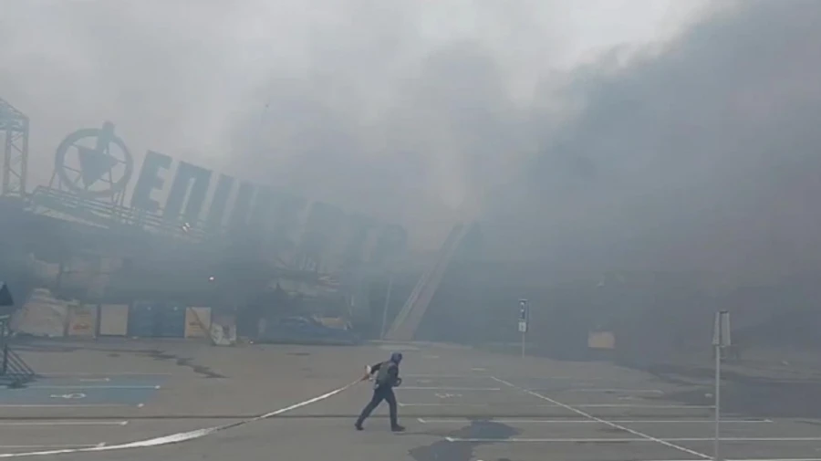 Russian forces attack Nikopol shopping centre – photo