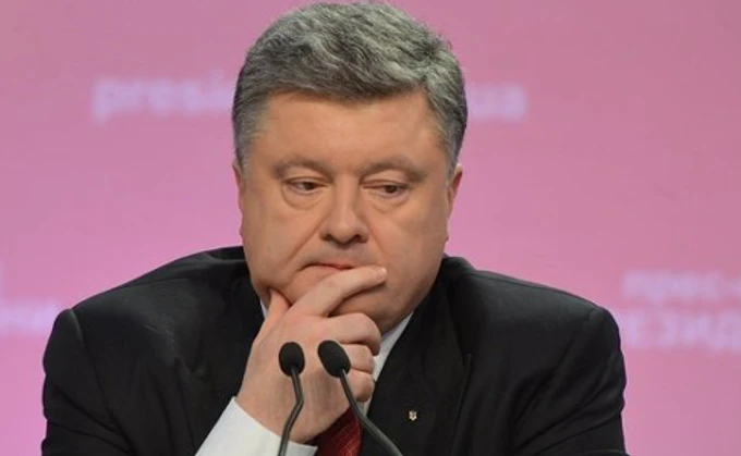 За три месяца до выборов Порошенко возглавляет антирейтинг кандидатов