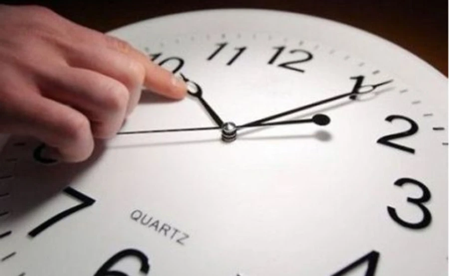 Україна перейшла на зимовий час