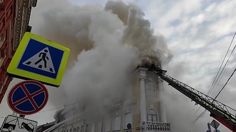 Military hospital treating conscripts catches fire in Russia – video