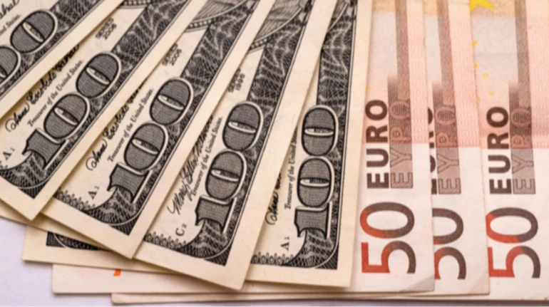 НБУ показав курс долара і євро на друге січня 2026 року