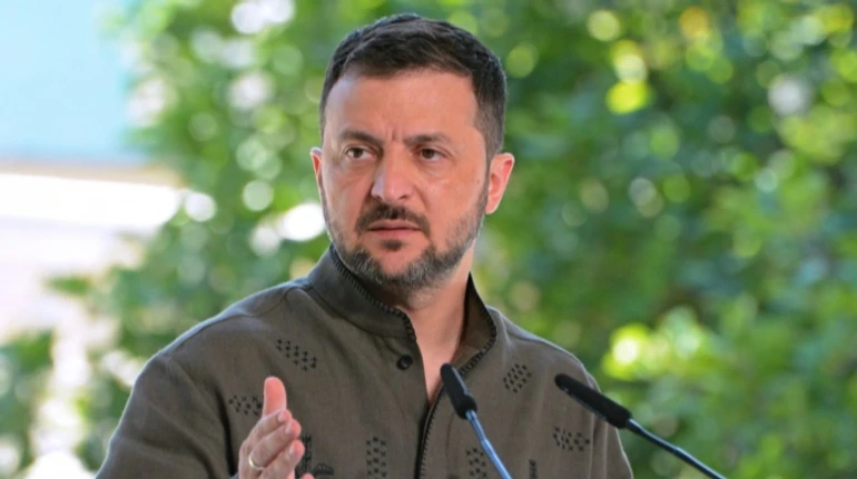 Зеленский раскритиковал решение США по санкциям: РФ заработает около 10 млрд долларов на войне