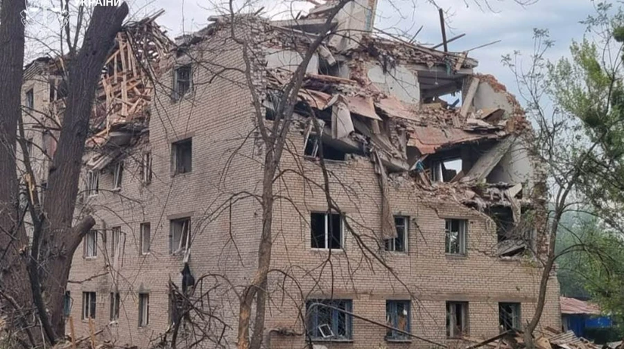 Россияне сбросили 2 авиабомбы на Славянск: 14 человек пострадали