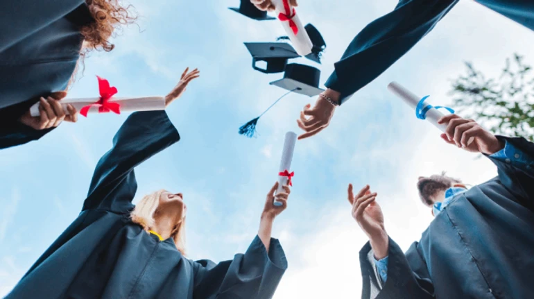 Вступ на магістратуру 2025: як скласти іспити, подати заяви і потрапити на навчання