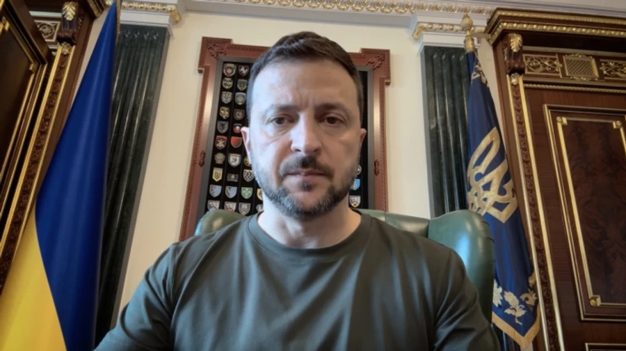 It's important for commanders to have direct contact with line of contact – Zelenskyy – video