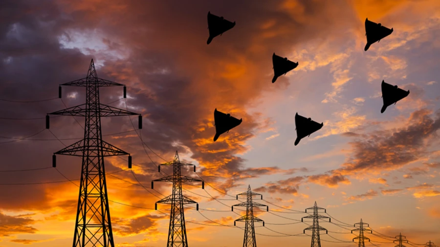 Оккупанты атаковали 3-мя дронами объект инфраструктуры на Львовщине, есть разрушения – ОВА