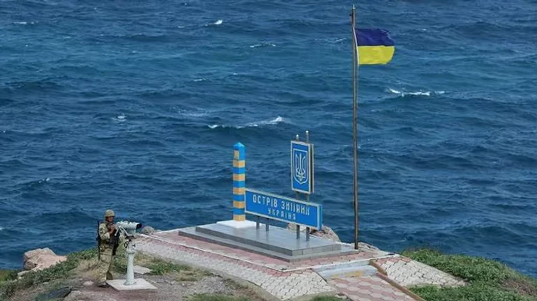 Росіяни зранку скинули фугасну бомбу на Зміїний – ОК Південь