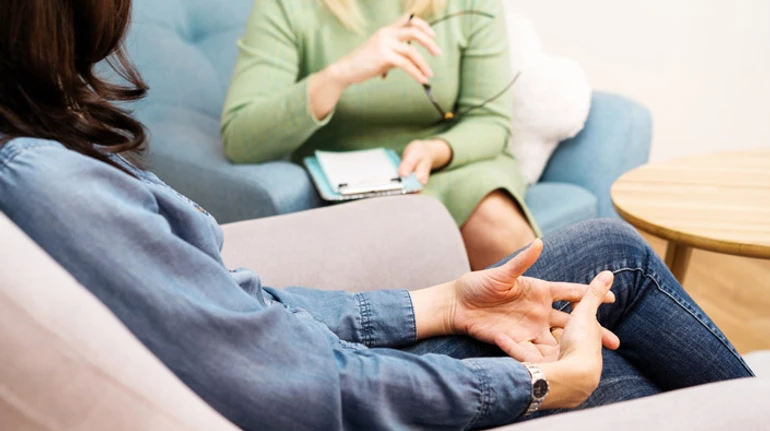 Когда стоит уходить от своего психотерапевта: 10 красных флагов