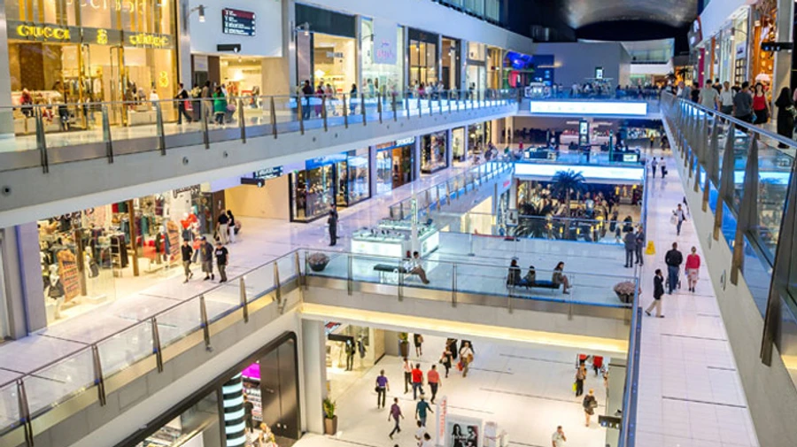 В Польше после локдауна полностью открылись торговые центры