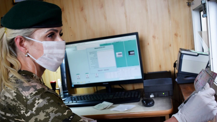 Сім’я з Білорусі попросила захисту в Україні