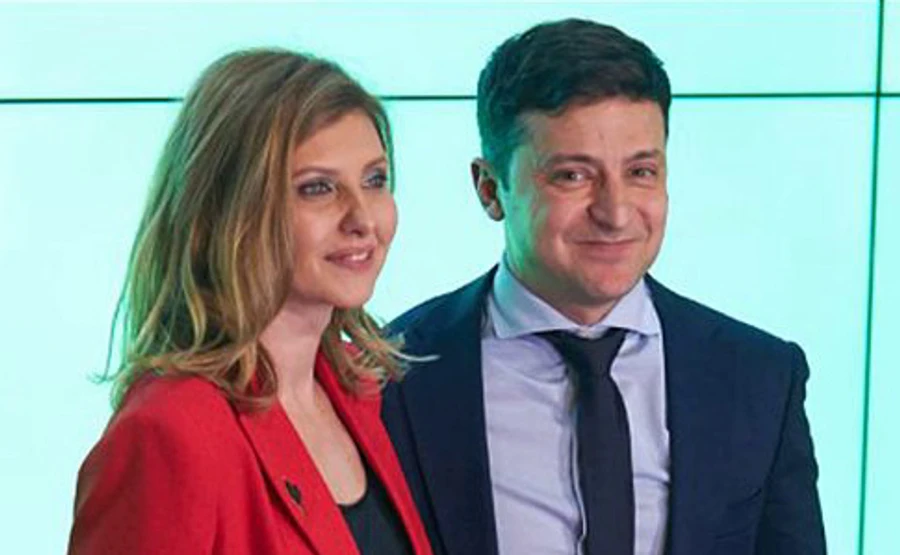 Жена рассказала, как Зеленский учит украинский, и сравнила его с Порошенко