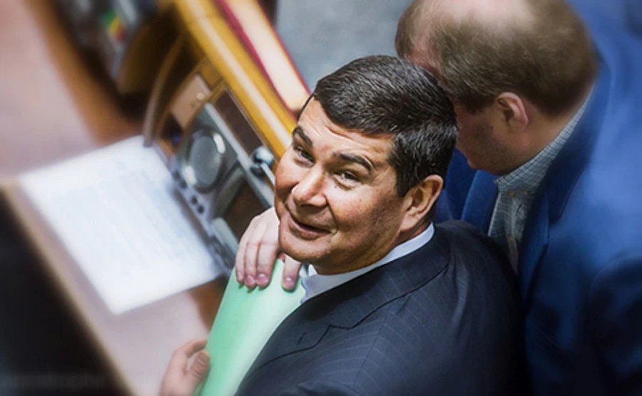 Суд обязал НАБУ расследовать регистрацию Онищенка в ЦИК за взятку