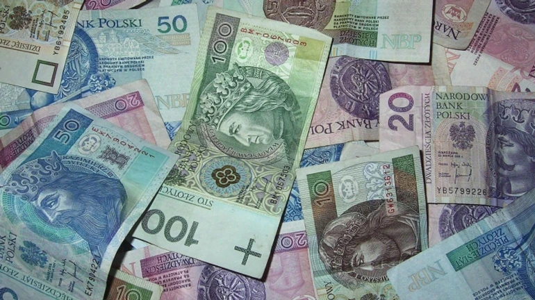 В Польше готовят альтернативный проект закона об ограничении помощи украинцам