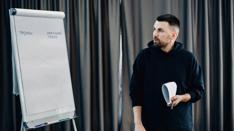 Що не так з українською медициною? Розмова з Павлом Ковтонюком