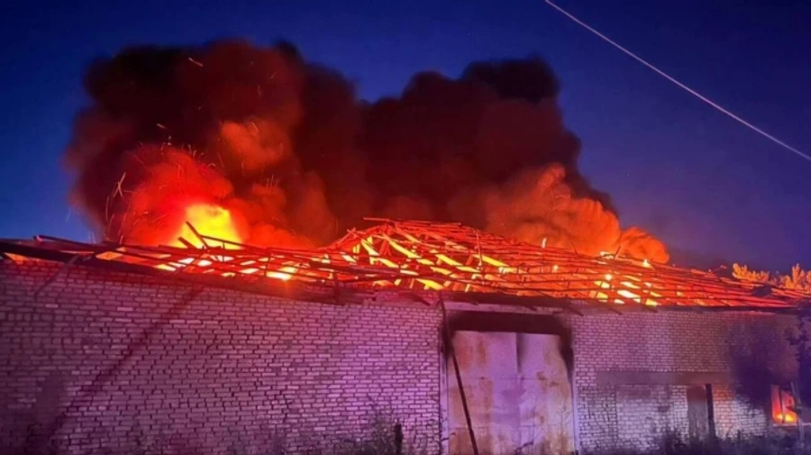 Ночью Россия ударила по Харьковщине дронами: ранена женщина, разрушены дома