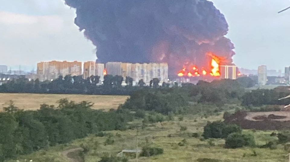 Зеленський розповів про ураження важливих цілей у двох регіонах РФ