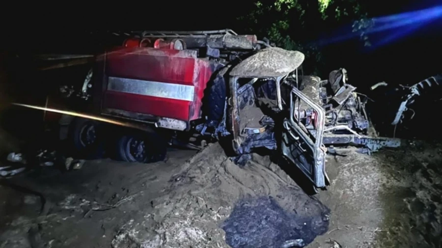 На Донеччині підірвалося пожежне авто: поранені 3 рятувальників