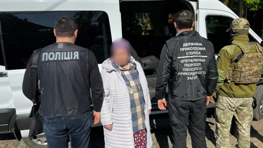 Мешканка Одещини вивозила жінок у рабство до Румунії