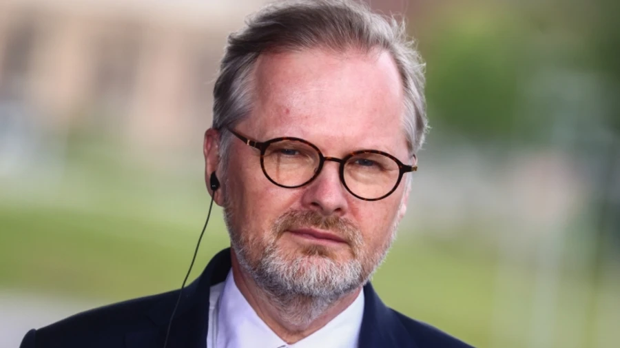 Czech PM reluctant to discuss Ukraine ammunition deal details in presence of Slovak PM – media