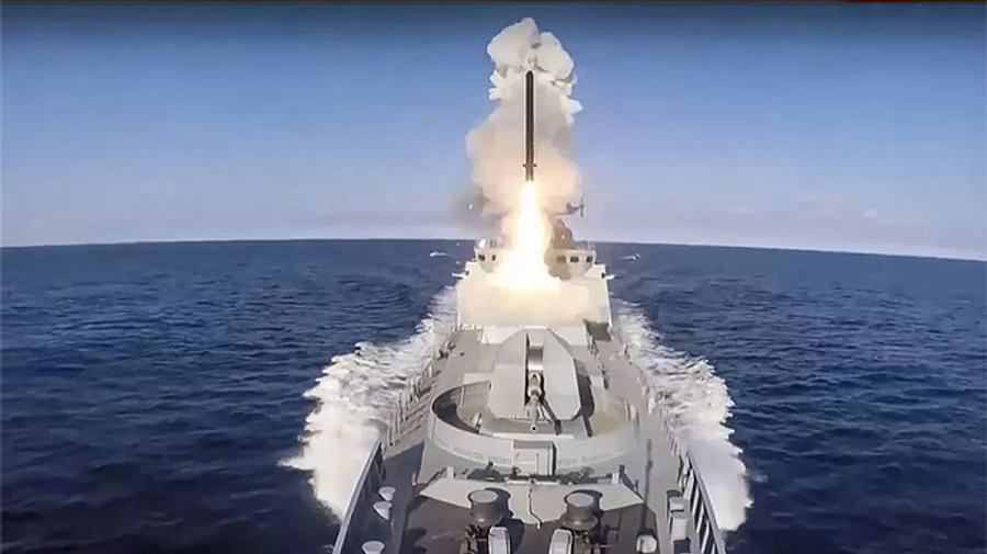 Russia changes tactics of missile attacks – Defence Intelligence