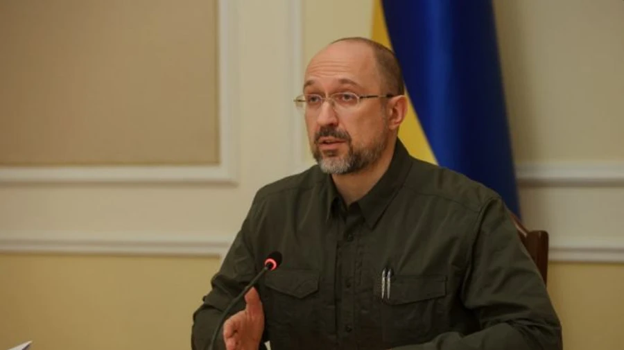 Росіяни влучили в об’єкти енергетики в 3 областях, система залишається цілісною – Шмигаль