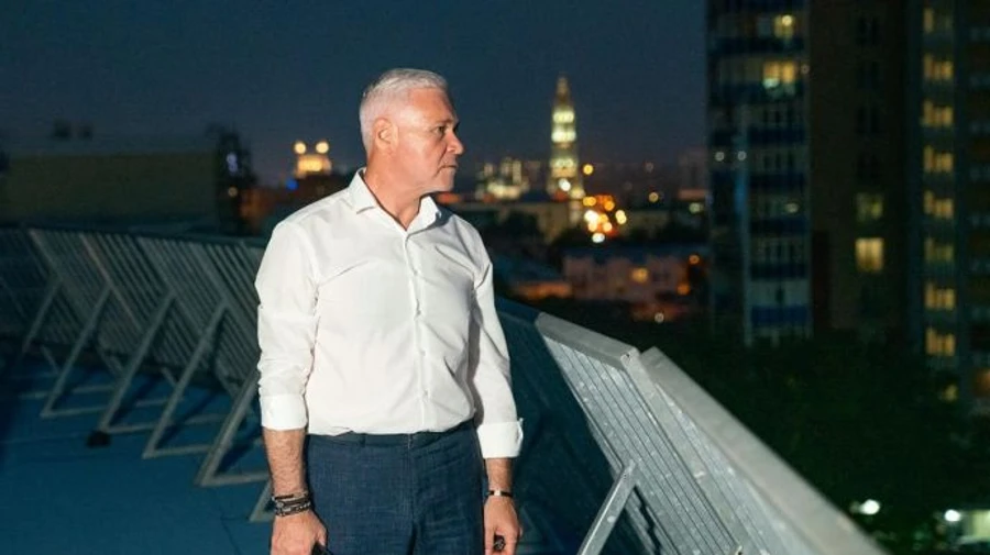 В центр Харькова попали ракеты: разрушено админздание