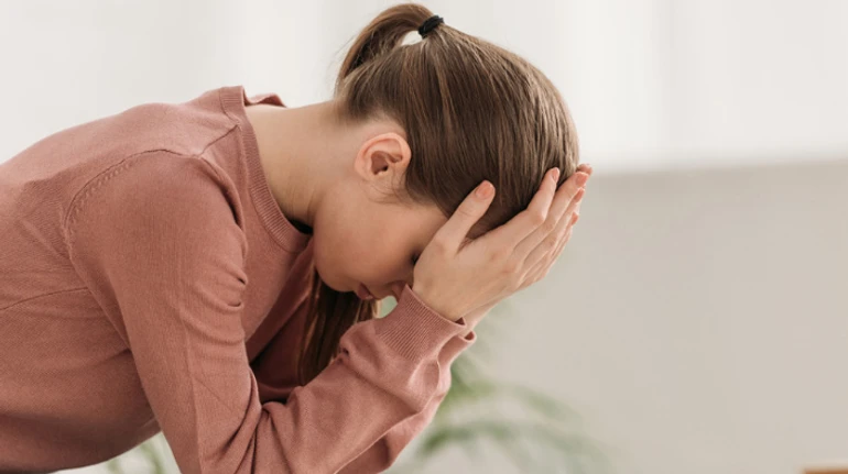 Какие эмоции испытывают беженцы за границей и как принять решение о возвращении домой. Мнения психологов