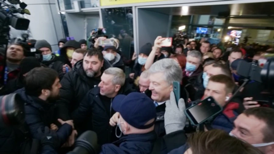 Слуга народа призывает нардепов Порошенко не участвовать в политических спектаклях