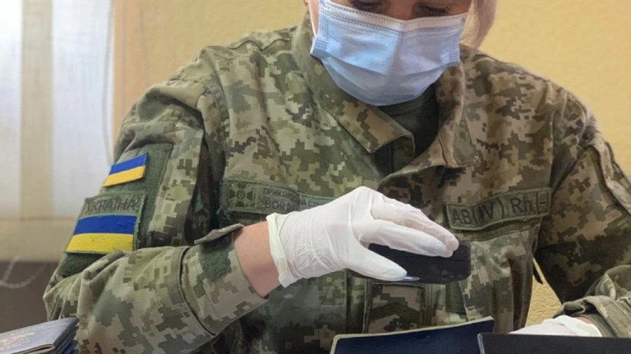 На українському кордоні затримали моряків-єгиптян: видавали себе за жінок