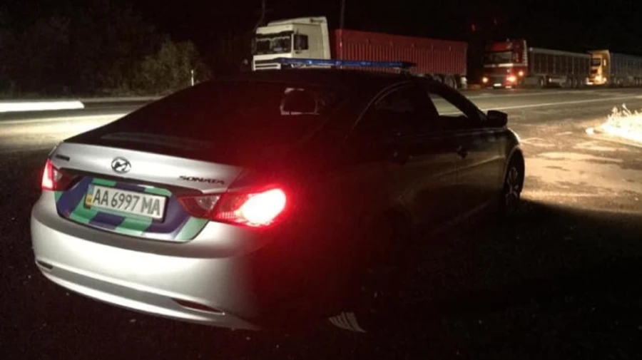 Поблизу Миколаєва більше сотні фур на трасі заблокували рух – Укртрансбезпека