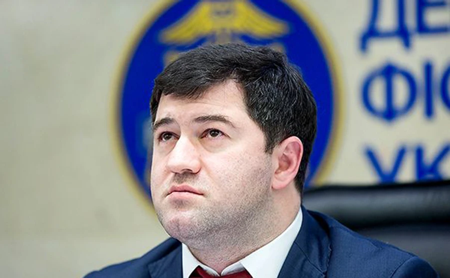 НАПК не нашло нарушений в визите Насирова на инаугурацию Трампа 