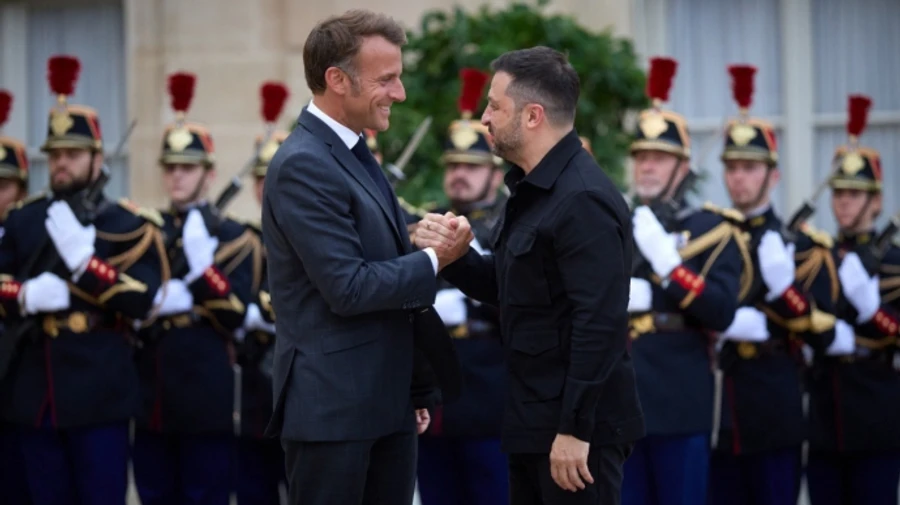 Макрон: 26 країн готові або надіслати контингент в Україну, або надати певні засоби
