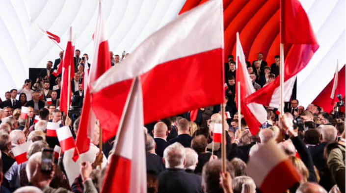 Poland's 2027 Election Race Begins: Tusk Faces Right-Wing Resurgence as Ukraine Fades from Focus