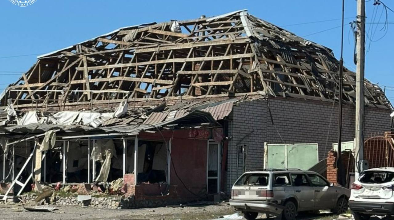 Росіяни завдали ракетного удару по Мерефі на Харківщині: 5 загиблих, 19 постраждалих