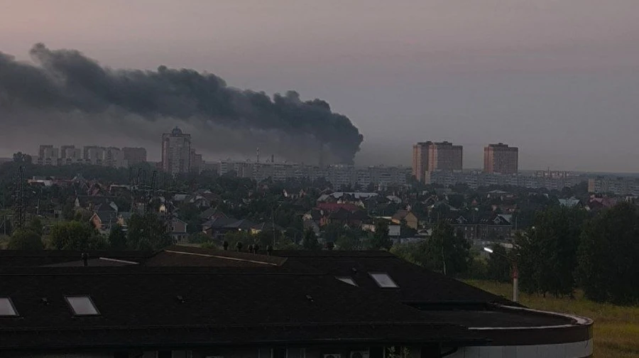В столице РФ заявили об атаке беспилотников, московские аэропорты приостановили работу