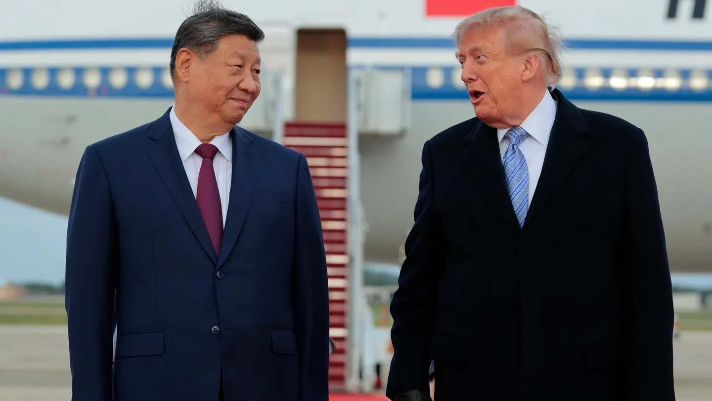 ЗМІ порівняли зустрічі Трампа з Сі Цзіньпіном і Путіним