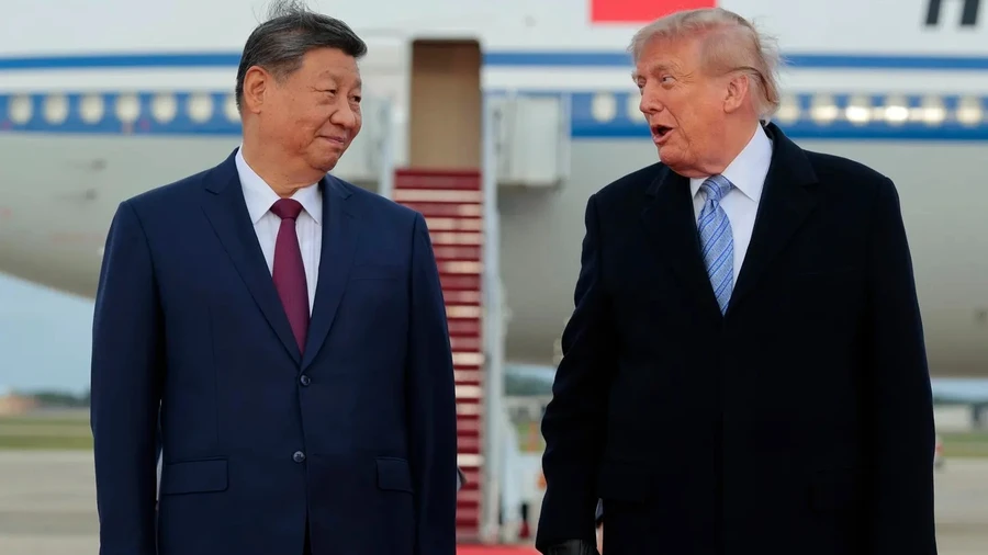 ЗМІ порівняли зустрічі Трампа з Сі Цзіньпіном і Путіним