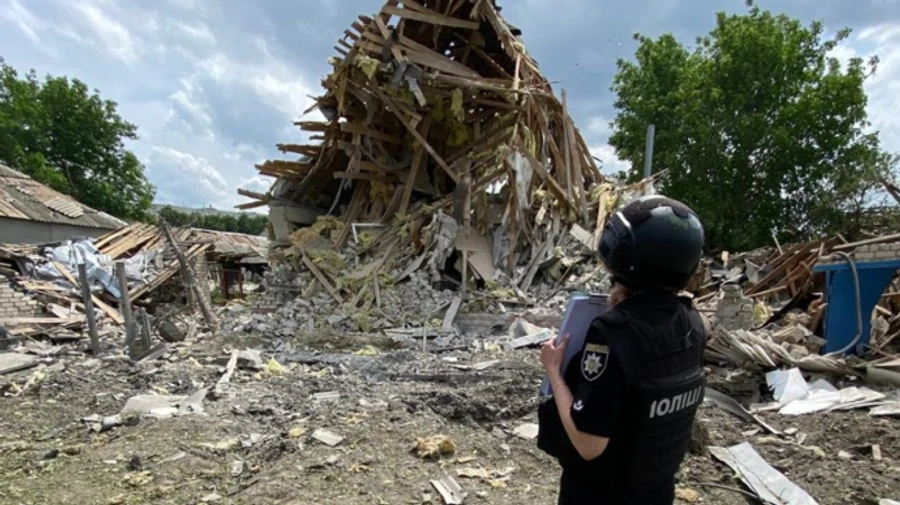 Russian bomb kills one and injures two in Kharkiv Oblast – photos