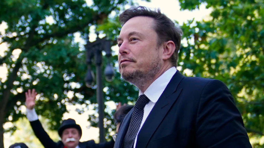 Musk ignores questions about Starlink shutdown and Ukrainian lives