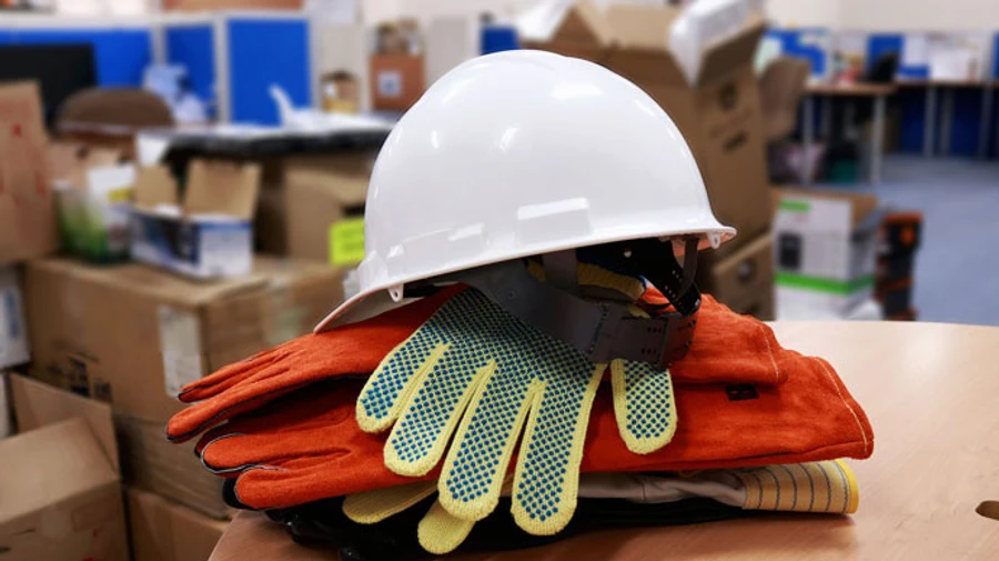 Builders working in Moscow are recruited for war through threats – UK intelligence