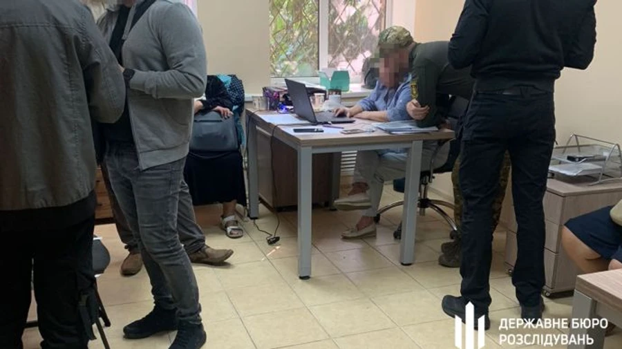 Благотворительная организация продала бронежилеты, купленные на пожертвования – ГБР