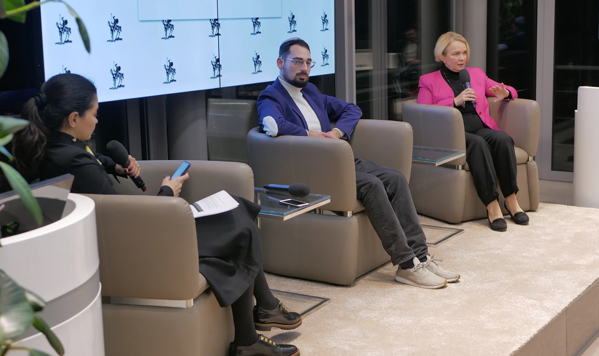 Почему украинцы уезжают из страны и почему возвращаются? Объяснение демографа и личный опыт