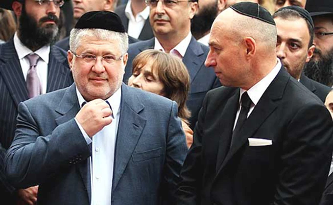 Суд Англии издал приказ о всемирном аресте активов Коломойского и Боголюбова