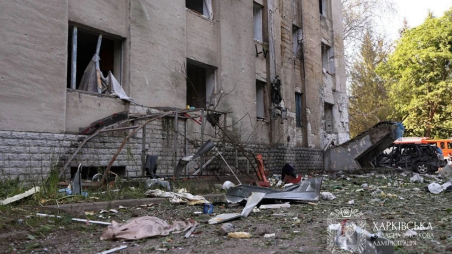 Russian attack on Kharkiv: 6 strikes on residential areas, 11 injured, person may be trapped under rubble