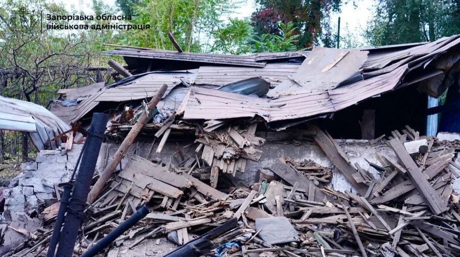 Атака на Запоріжжя: до 11 зросла кількість поранених, серед них – рятувальник ДСНС